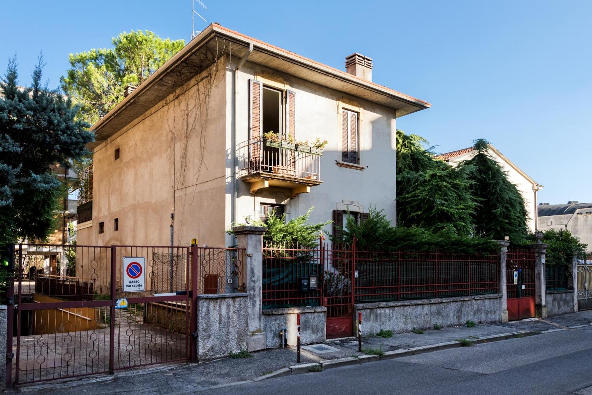 Flats4Rent Sabotino Appartement Verona Buitenkant foto